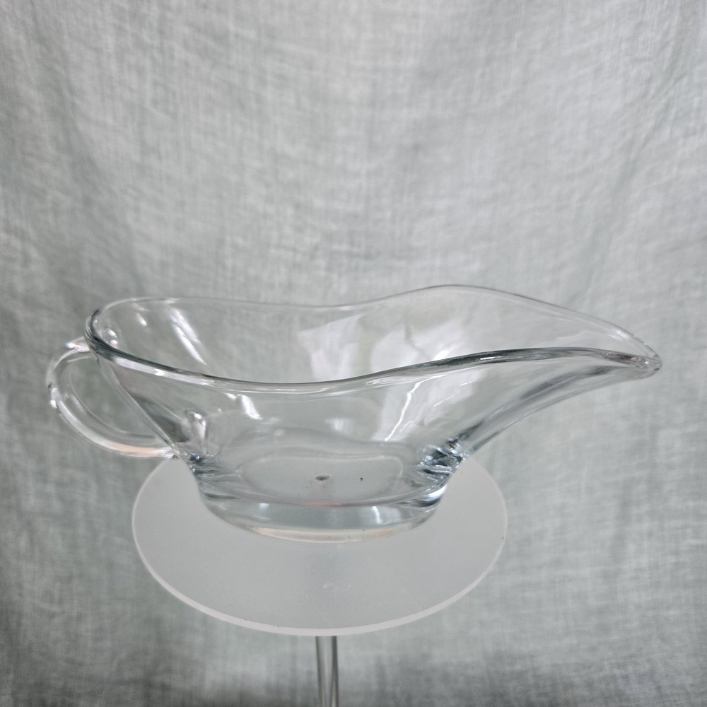 VTG  Anchor Hocking Clear Glass Gravy Boat With Spout &‎ Handle 10oz USA #1028